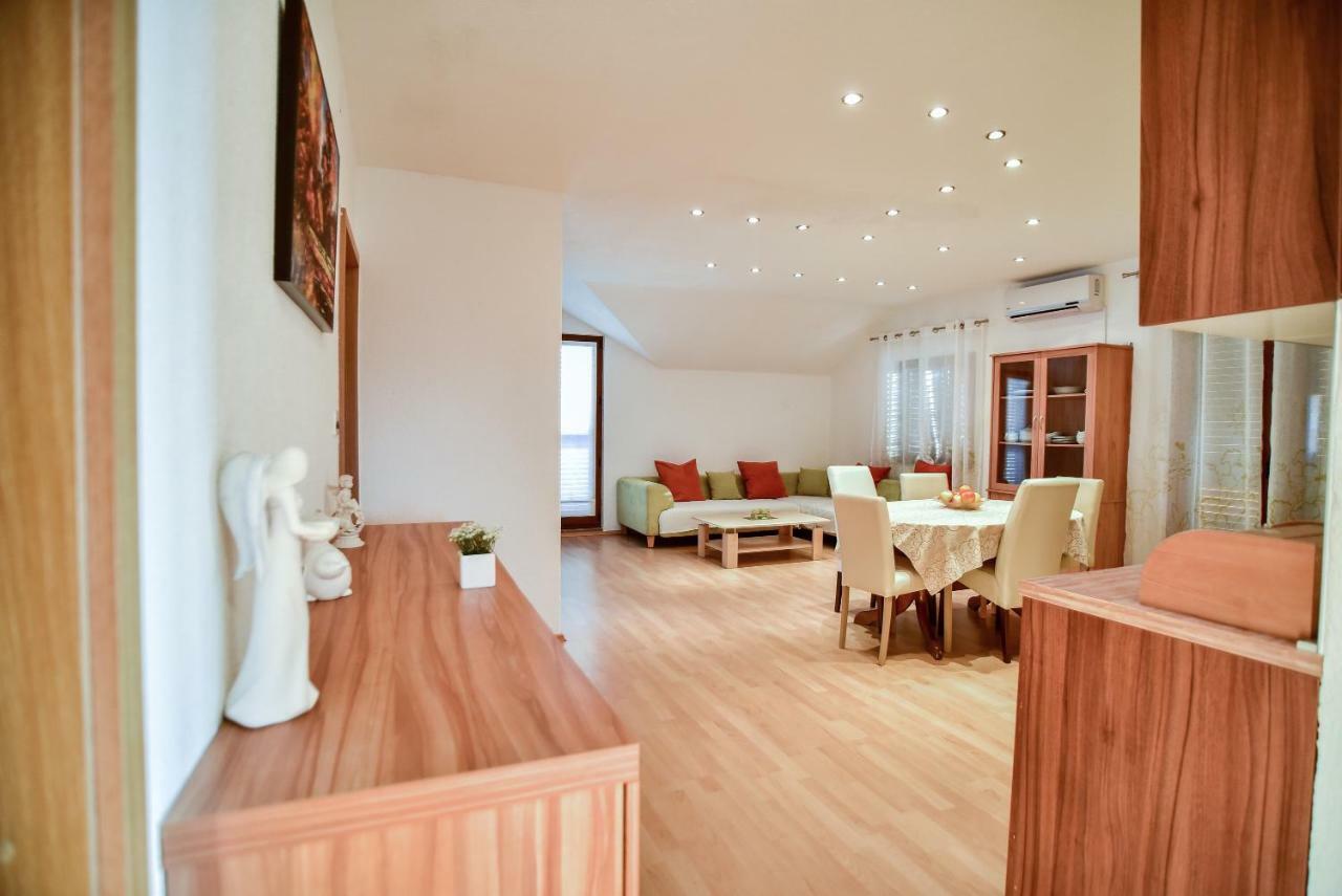 Apartment Anka Zadar Bagian luar foto